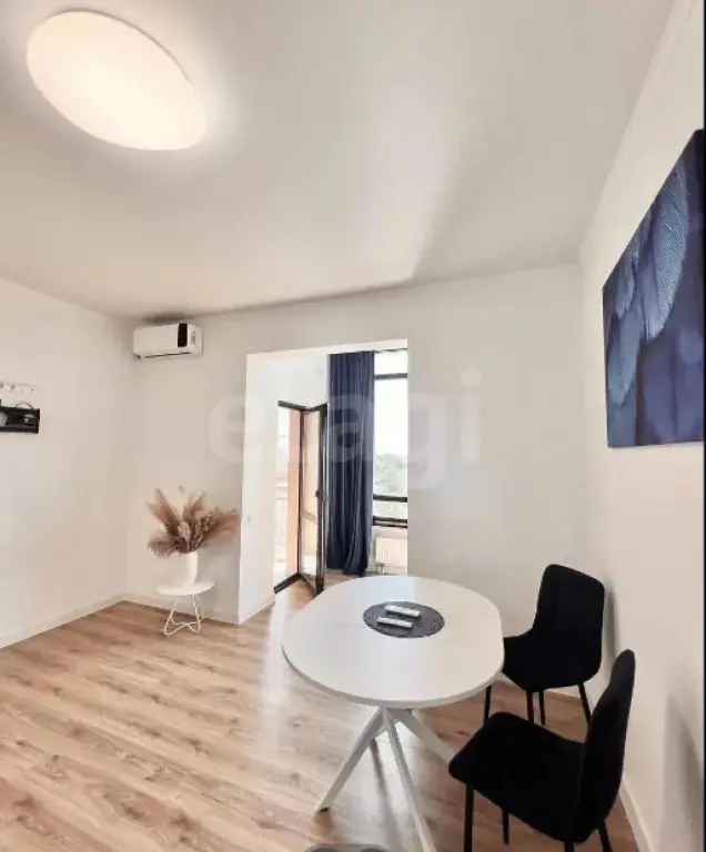 Продается 2-комн. квартира, 89.2м², 8/17 этаж