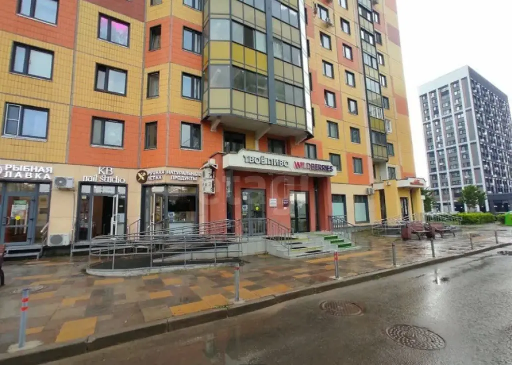 Продается 2-комн. квартира, 56м², 13/17 этаж