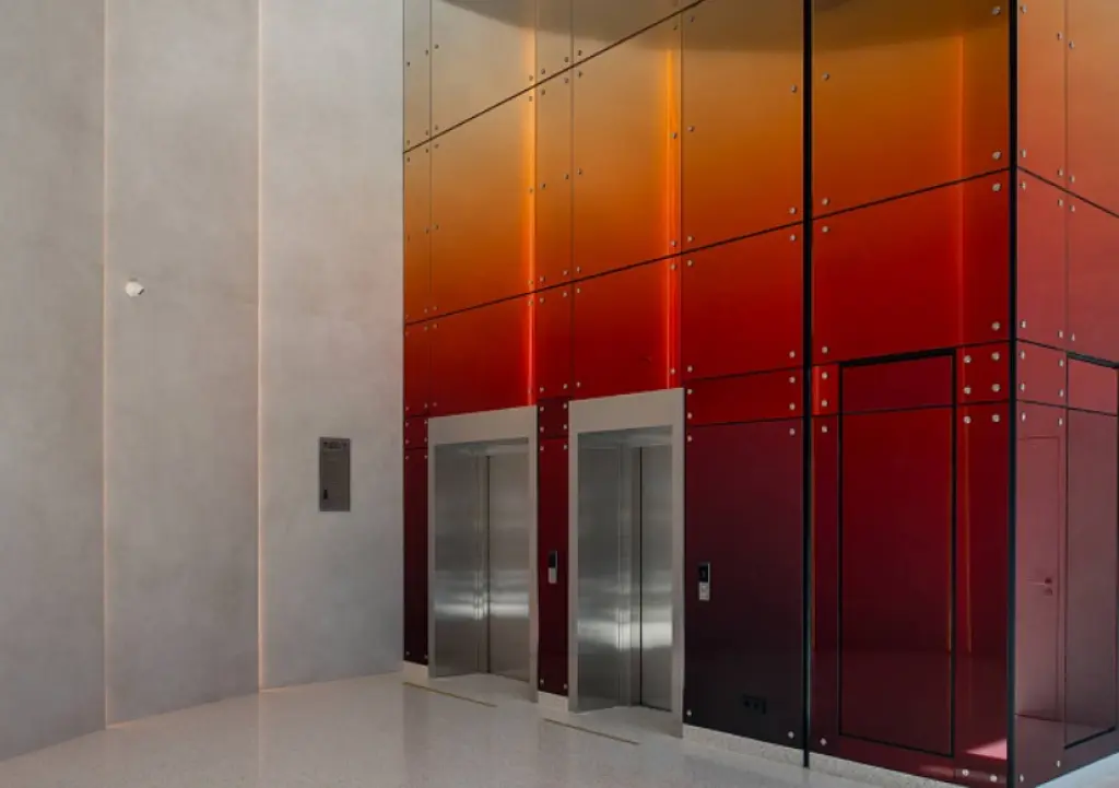 Продается офис 134,2 кв.м. с террасой на 4 этаже в премиальном RED 7 на Садовом кольце